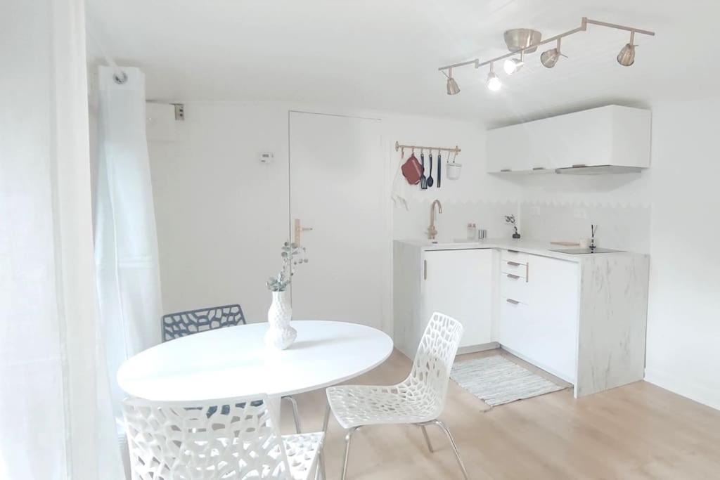 Maisonnette Avec Jardin - Proche Paris - Disney Gagny Exterior foto